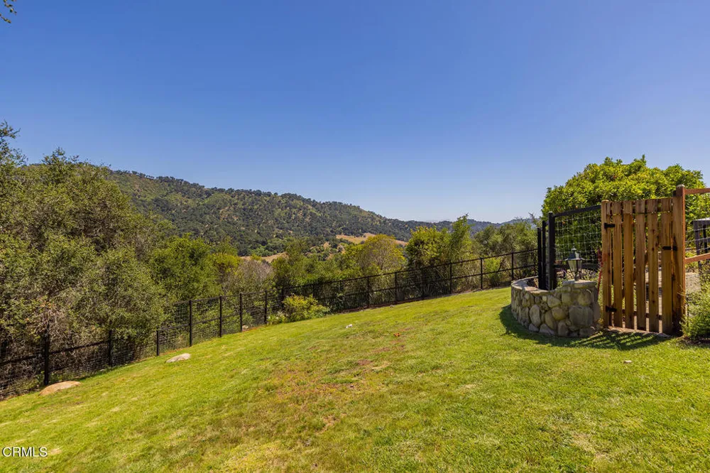 10622 Encino Drive Oak View, CA 93022