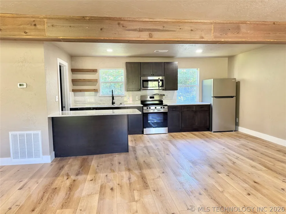 7199 Twin Oak Kingston, OK 73439