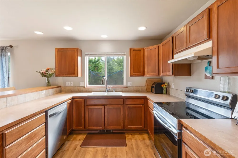 421 Stadium Loop Napavine, WA 98565