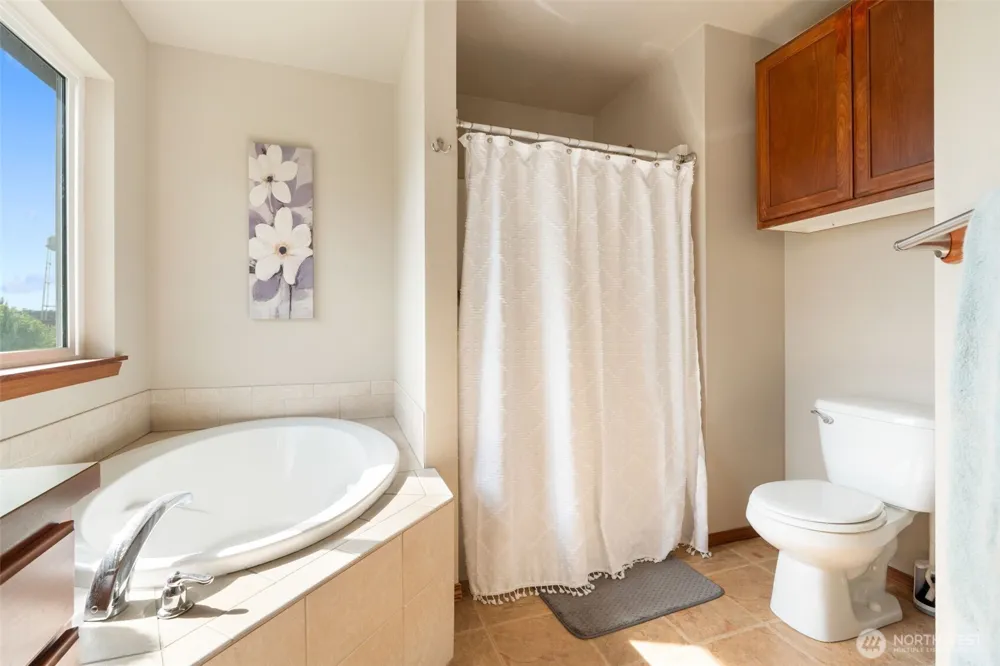 421 Stadium Loop Napavine, WA 98565