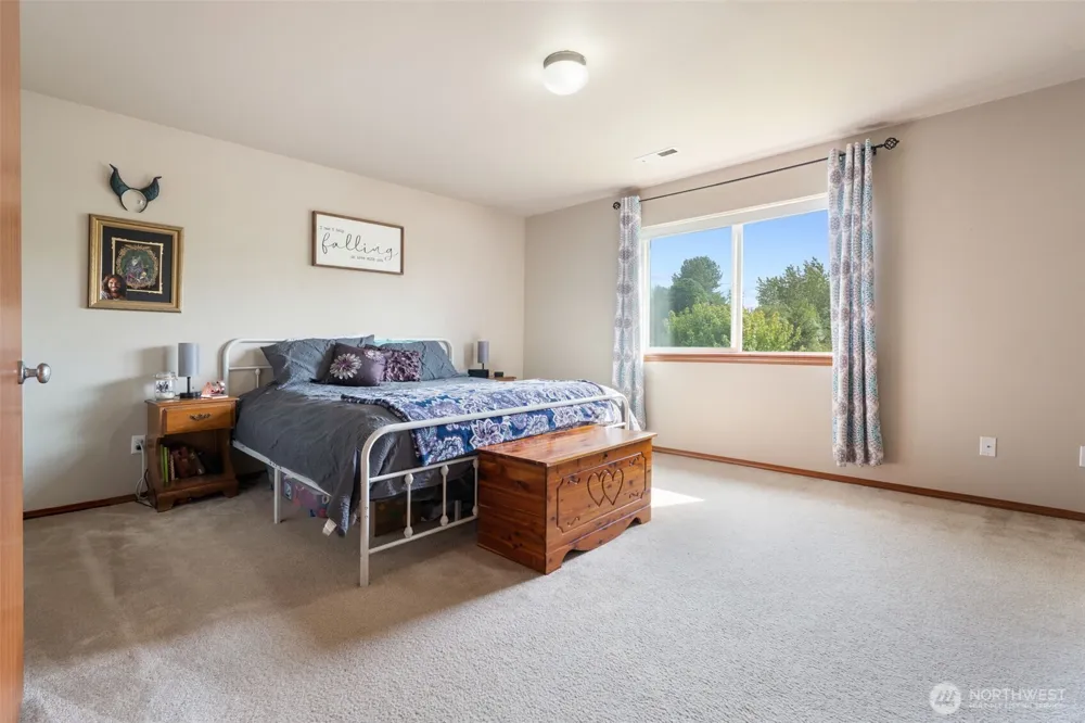421 Stadium Loop Napavine, WA 98565