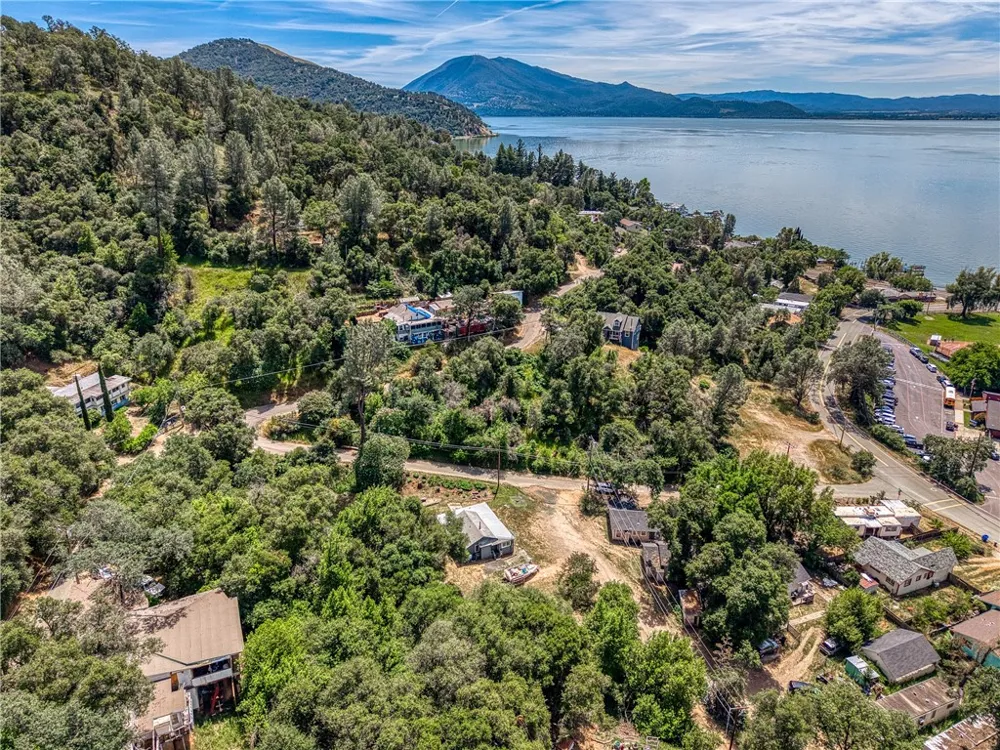 3408 Ogden Lucerne, CA 95458