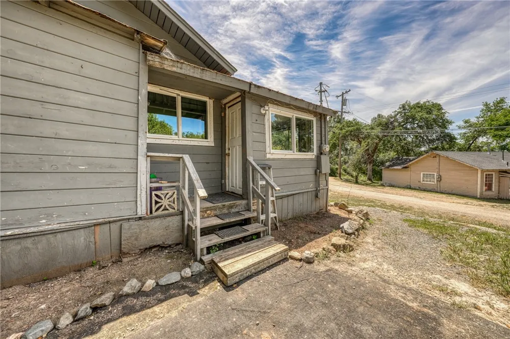 3408 Ogden Lucerne, CA 95458