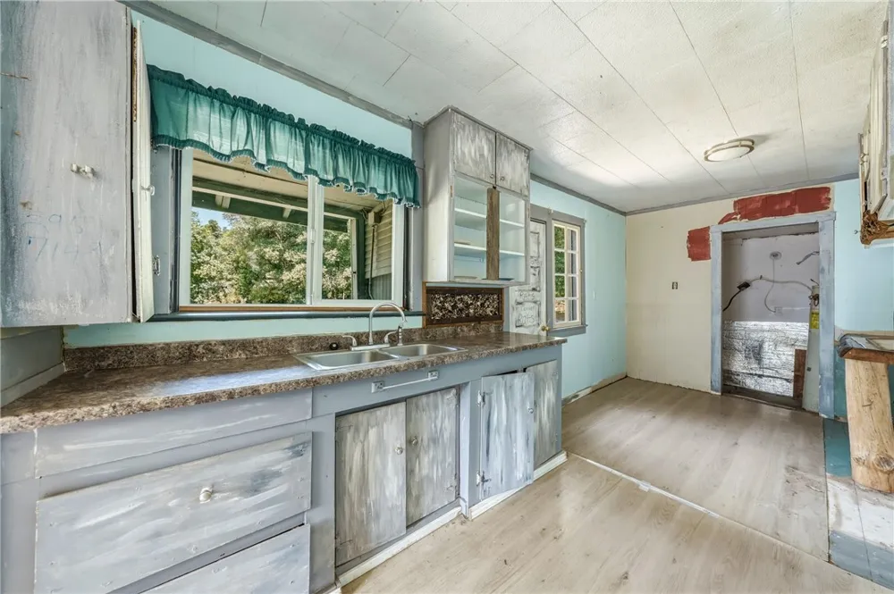 3408 Ogden Lucerne, CA 95458