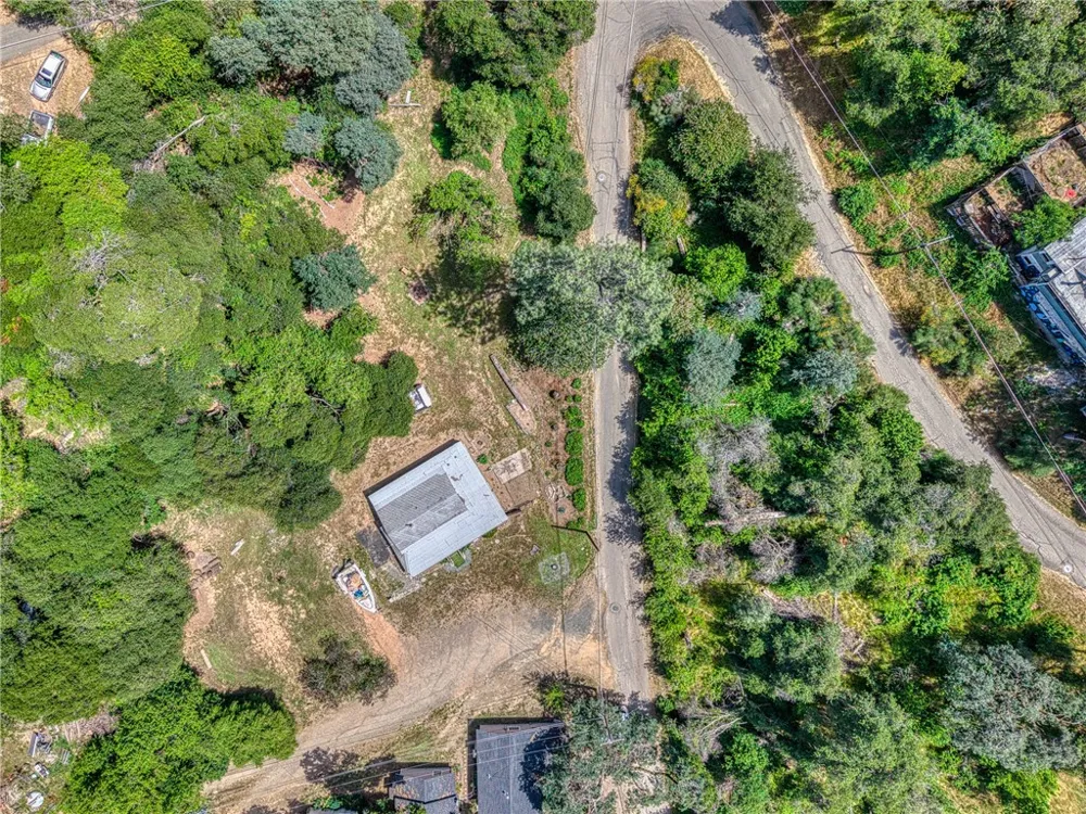 3408 Ogden Lucerne, CA 95458