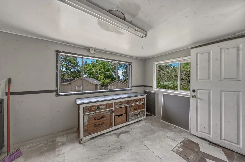 3408 Ogden Lucerne, CA 95458