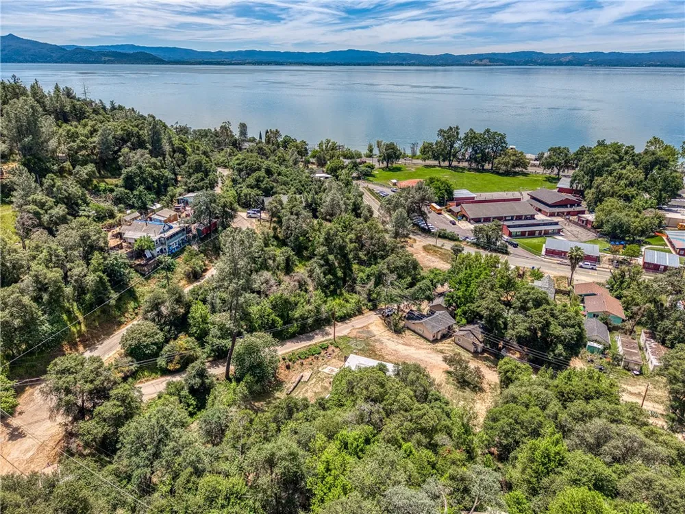 3408 Ogden Lucerne, CA 95458