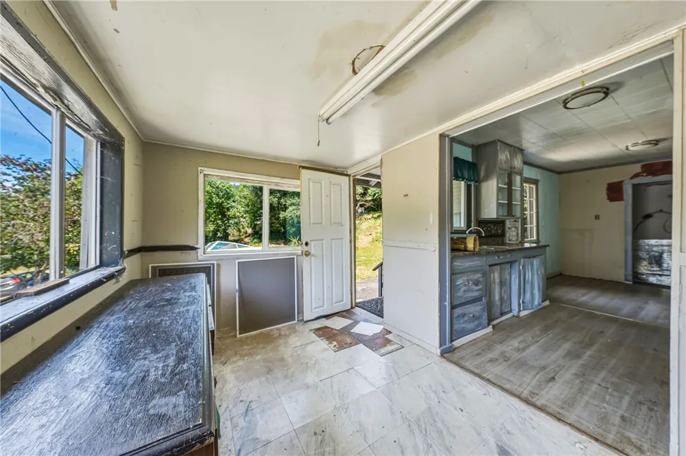 3408 Ogden Lucerne, CA 95458