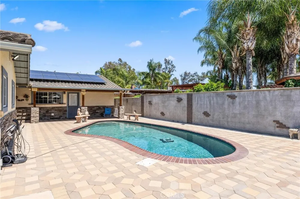 19815 Magnolia Avenue Nuevo, CA 92567