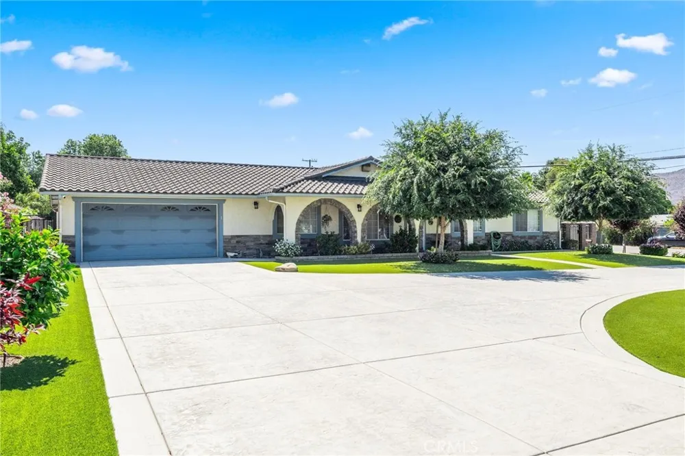 19815 Magnolia Avenue Nuevo, CA 92567