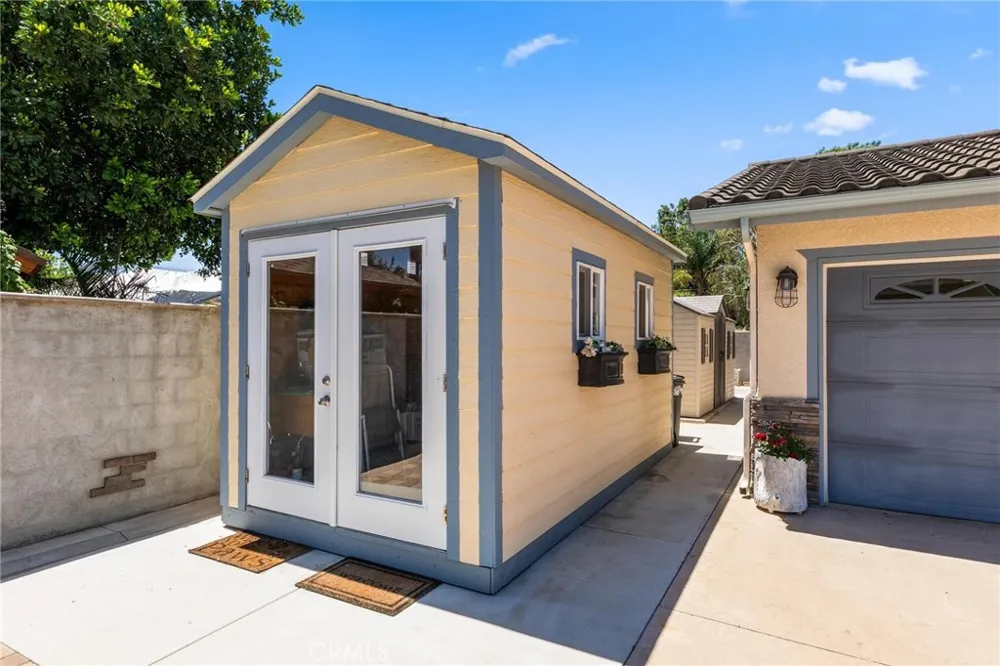 19815 Magnolia Avenue Nuevo, CA 92567