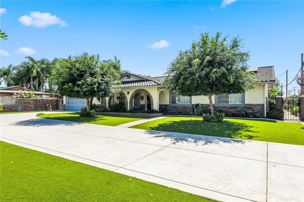 19815 Magnolia Avenue Nuevo, CA 92567