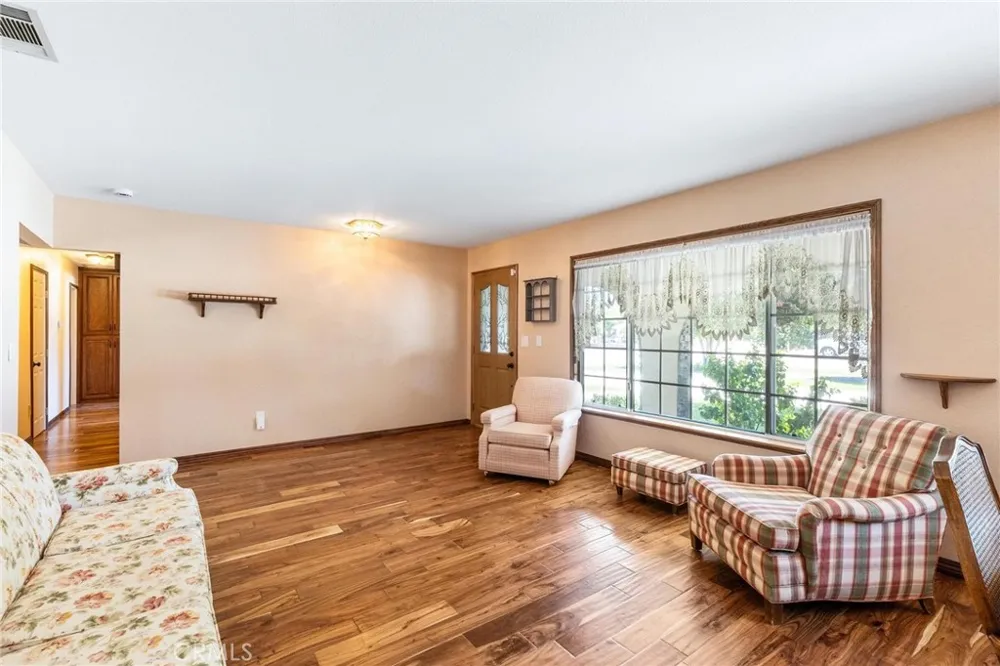 19815 Magnolia Avenue Nuevo, CA 92567