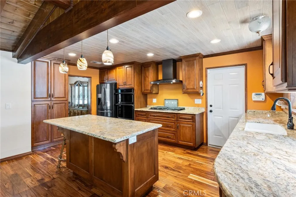 19815 Magnolia Avenue Nuevo, CA 92567