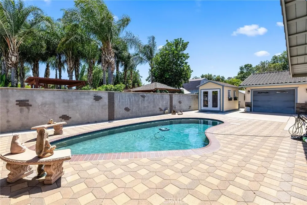 19815 Magnolia Avenue Nuevo, CA 92567