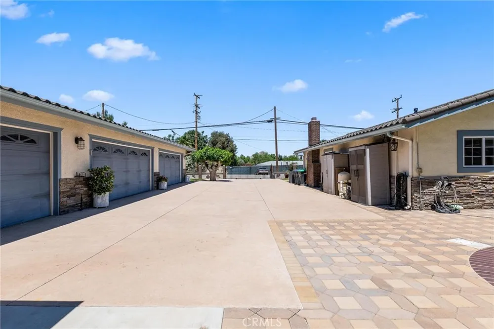 19815 Magnolia Avenue Nuevo, CA 92567