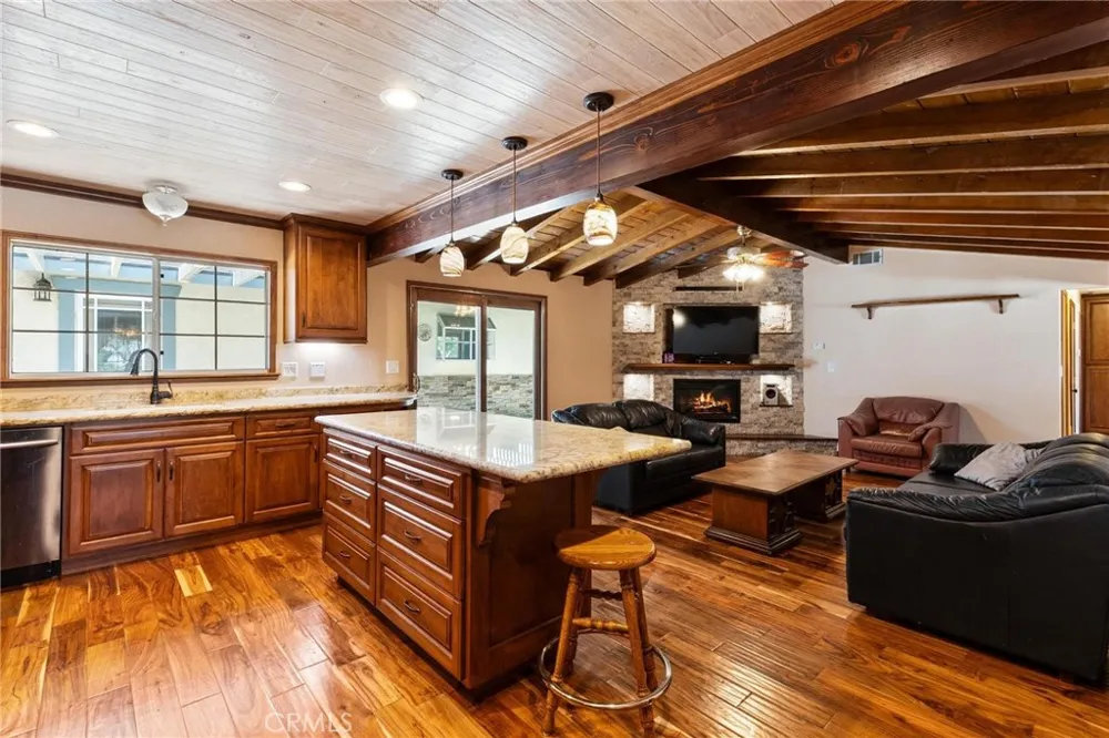 19815 Magnolia Avenue Nuevo, CA 92567