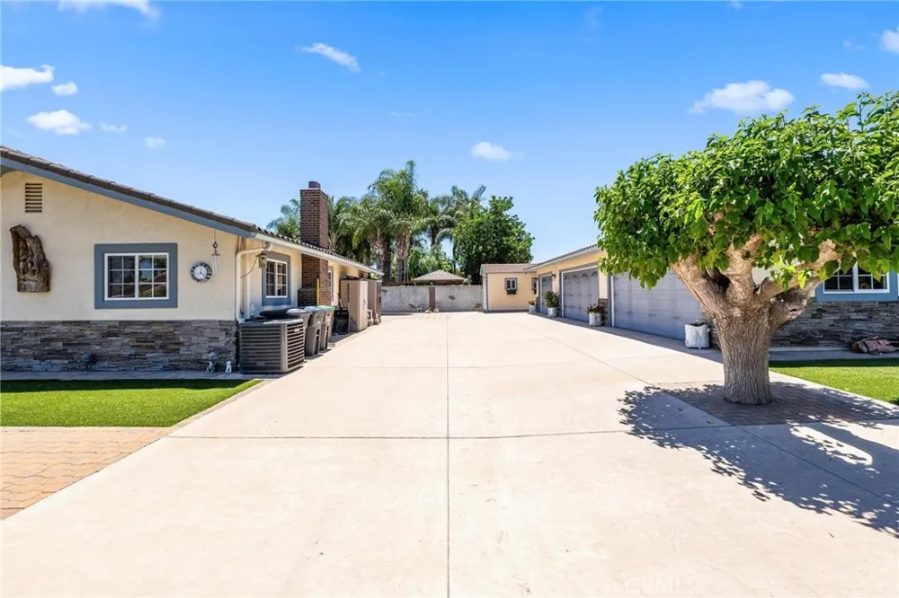 19815 Magnolia Avenue Nuevo, CA 92567