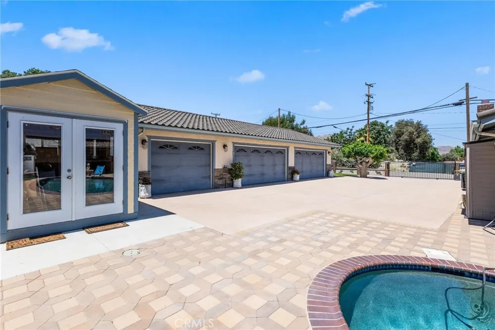 19815 Magnolia Avenue Nuevo, CA 92567