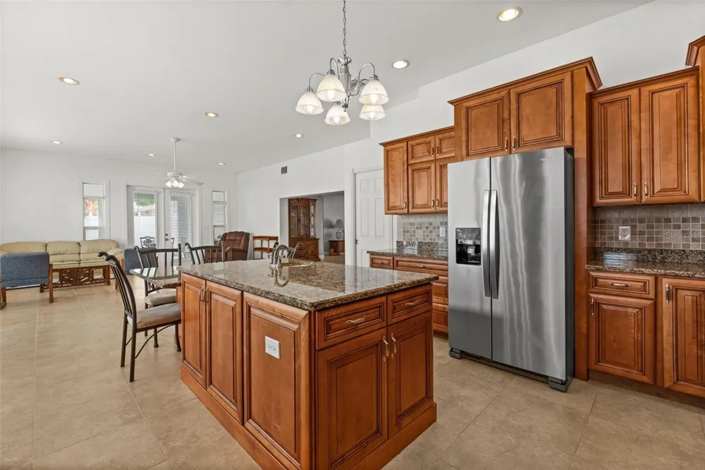 710 116TH AVENUE Treasure Island, FL 33706