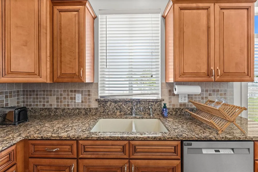 710 116TH AVENUE Treasure Island, FL 33706