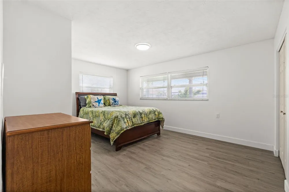 710 116TH AVENUE Treasure Island, FL 33706
