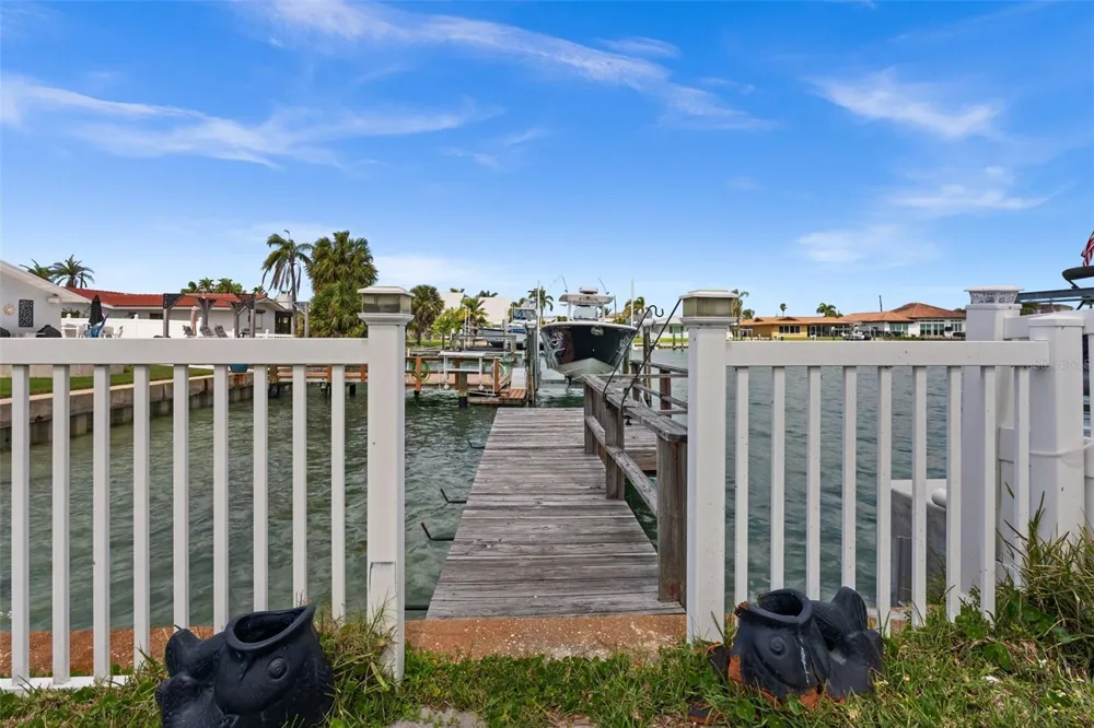 710 116TH AVENUE Treasure Island, FL 33706