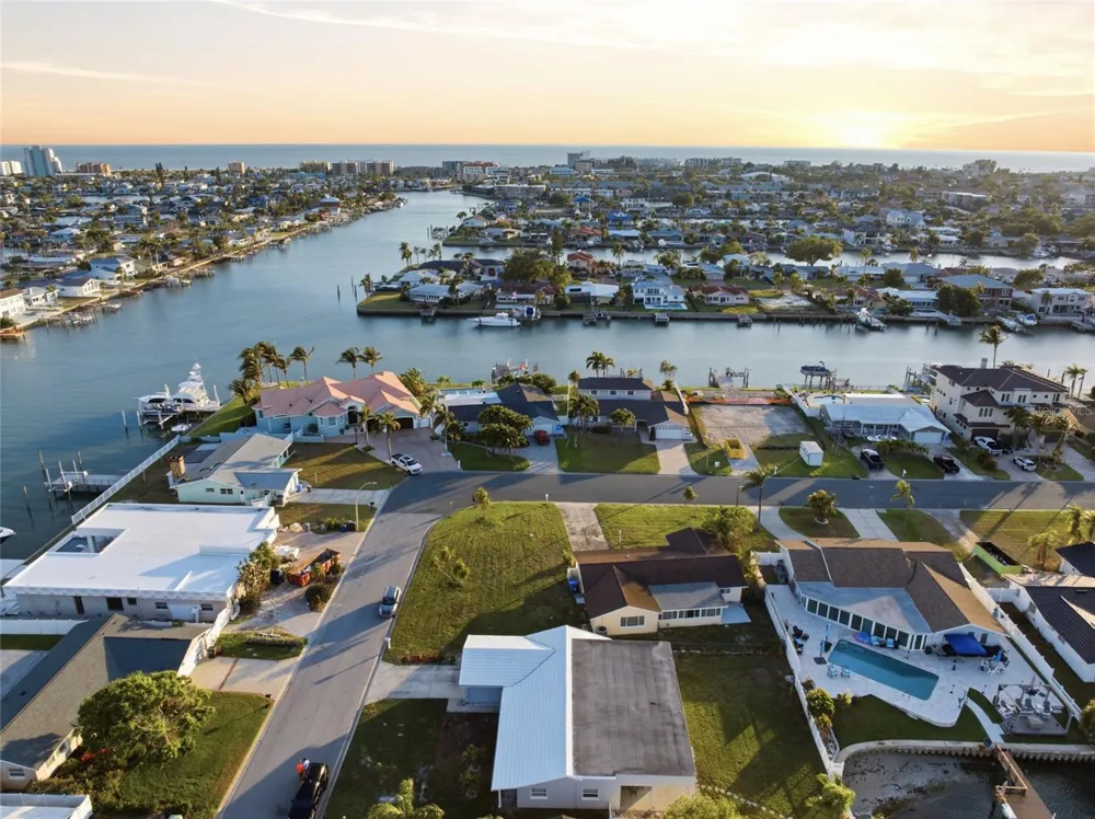 710 116TH AVENUE Treasure Island, FL 33706