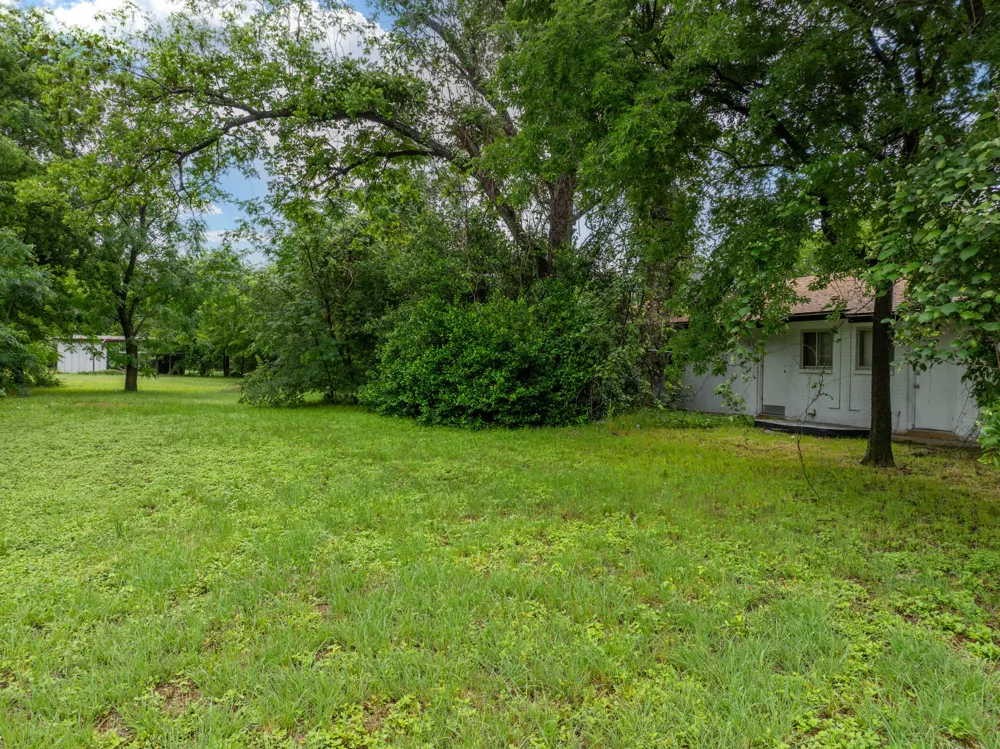 1116 Elm Street Waco, TX 76704