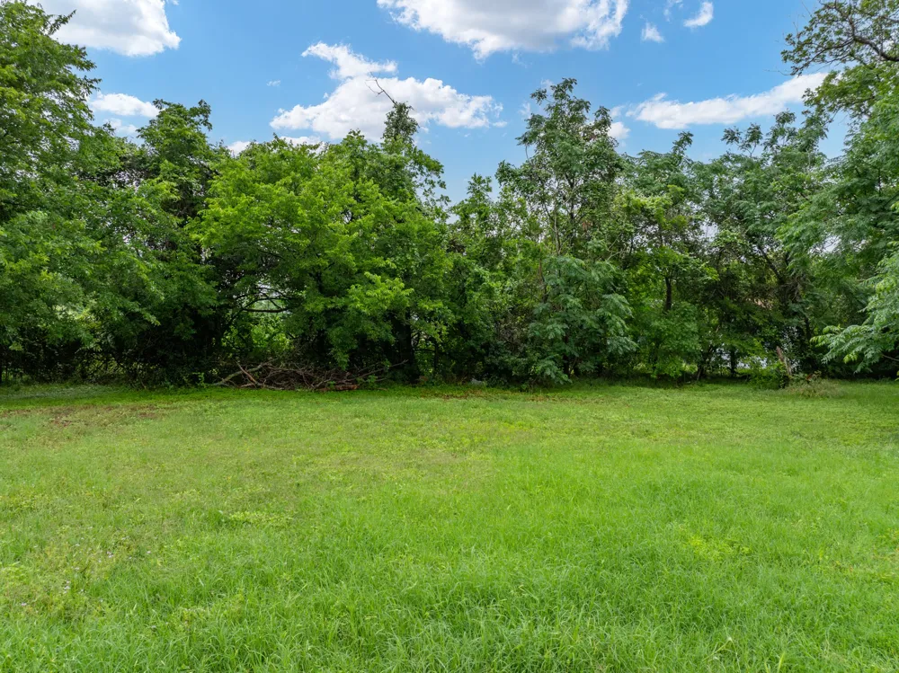 1116 Elm Street Waco, TX 76704