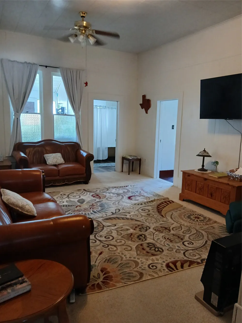 916 AUSTIN STREET Coleman, TX 76834