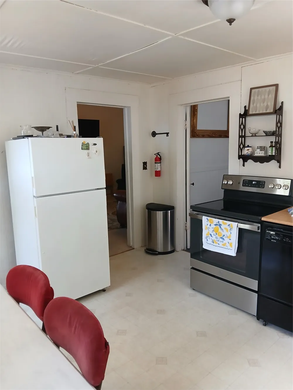 916 AUSTIN STREET Coleman, TX 76834