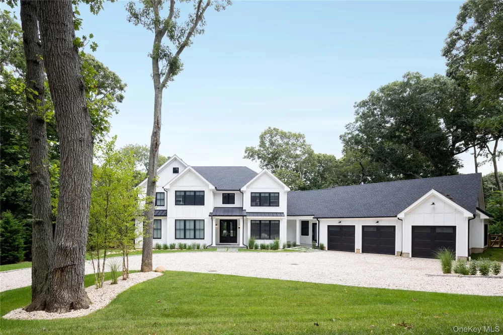 1350 Hortons Lane Southold, NY 11971