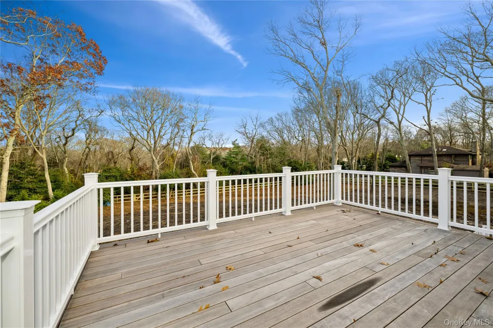 1350 Hortons Lane Southold, NY 11971