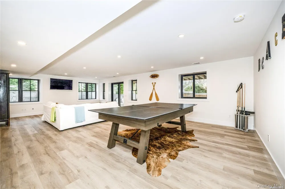 1350 Hortons Lane Southold, NY 11971