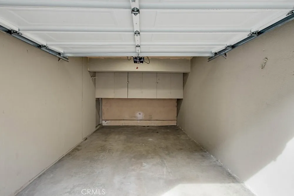 1860 W Glenoaks #L Anaheim, CA 92801