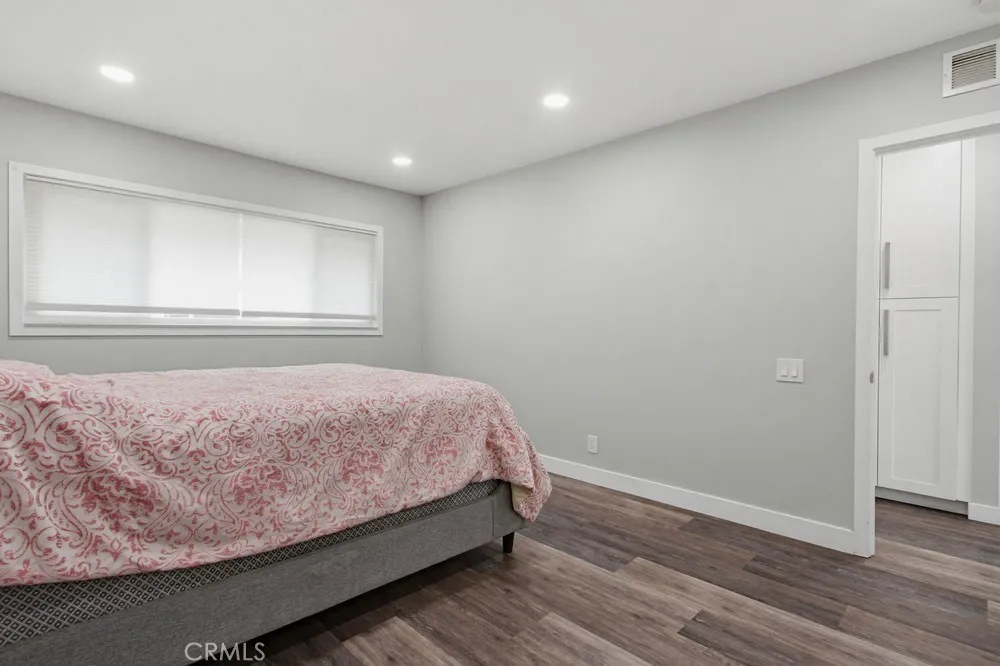 1860 W Glenoaks #L Anaheim, CA 92801