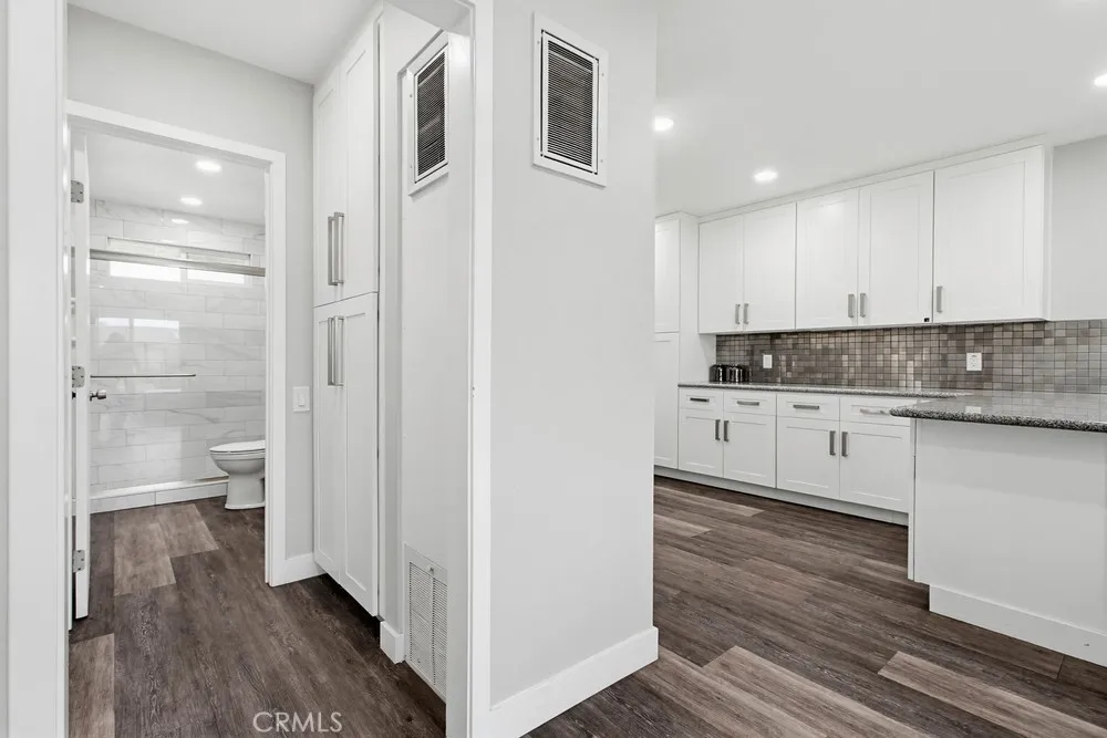 1860 W Glenoaks #L Anaheim, CA 92801