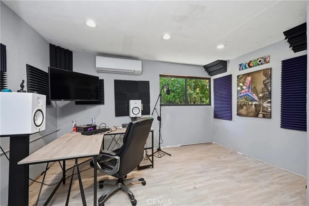 18670 Maple Leaf Court Hidden Valley Lake, CA 95467