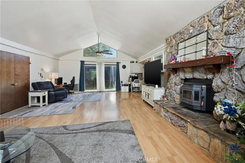 18670 Maple Leaf Court Hidden Valley Lake, CA 95467
