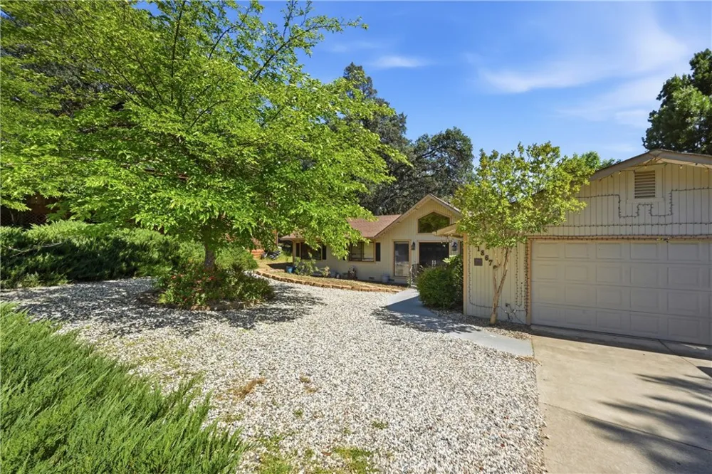 18670 Maple Leaf Court Hidden Valley Lake, CA 95467