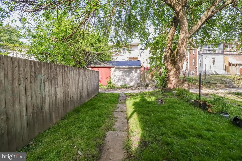 2251 LOGAN STREET Harrisburg, PA 17110