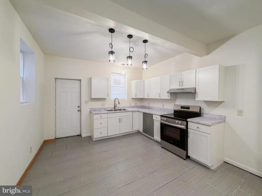 2251 LOGAN STREET Harrisburg, PA 17110