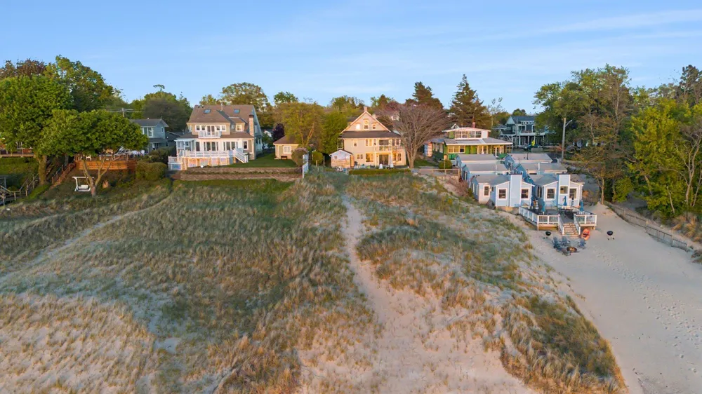 409 Shore Drive South Haven City, MI 49090