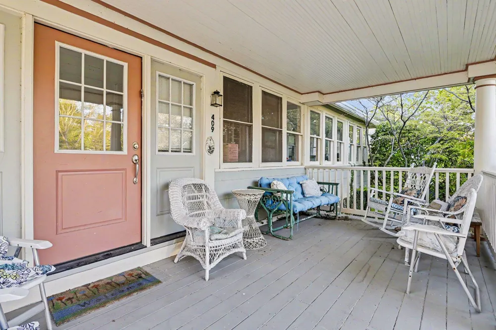 409 Shore Drive South Haven City, MI 49090