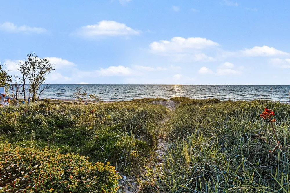 409 Shore Drive South Haven City, MI 49090