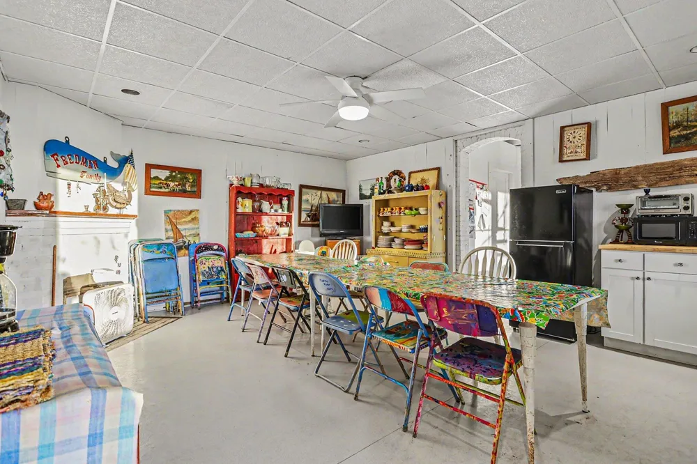 409 Shore Drive South Haven City, MI 49090