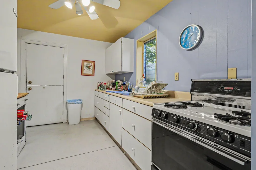 409 Shore Drive South Haven City, MI 49090