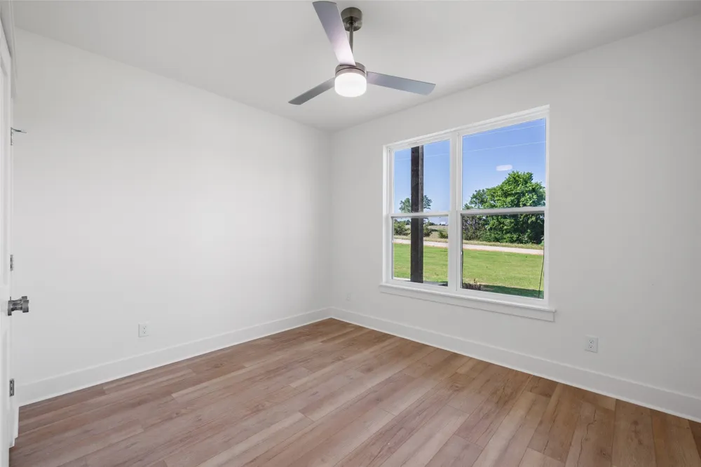 4406 Colony Road Granbury, TX 76048