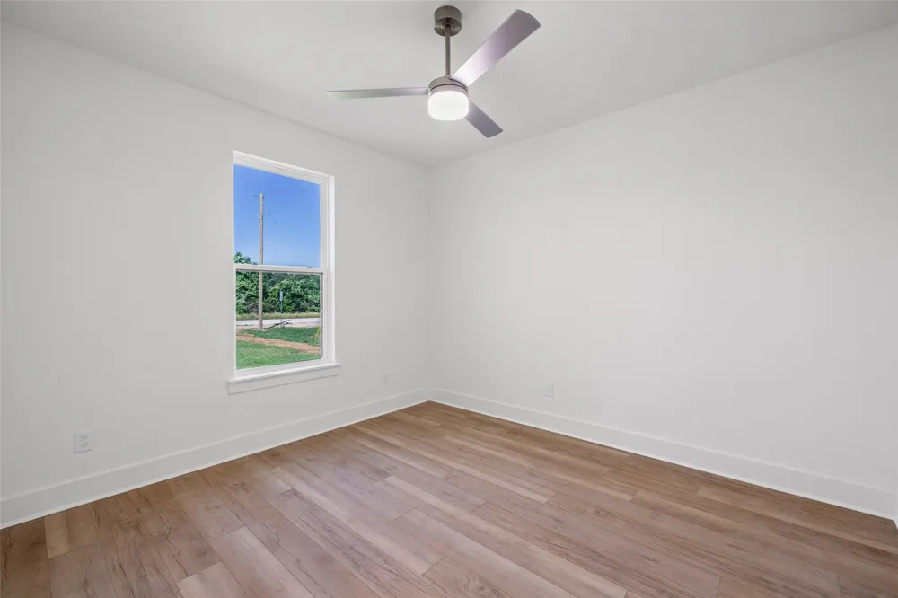 4406 Colony Road Granbury, TX 76048